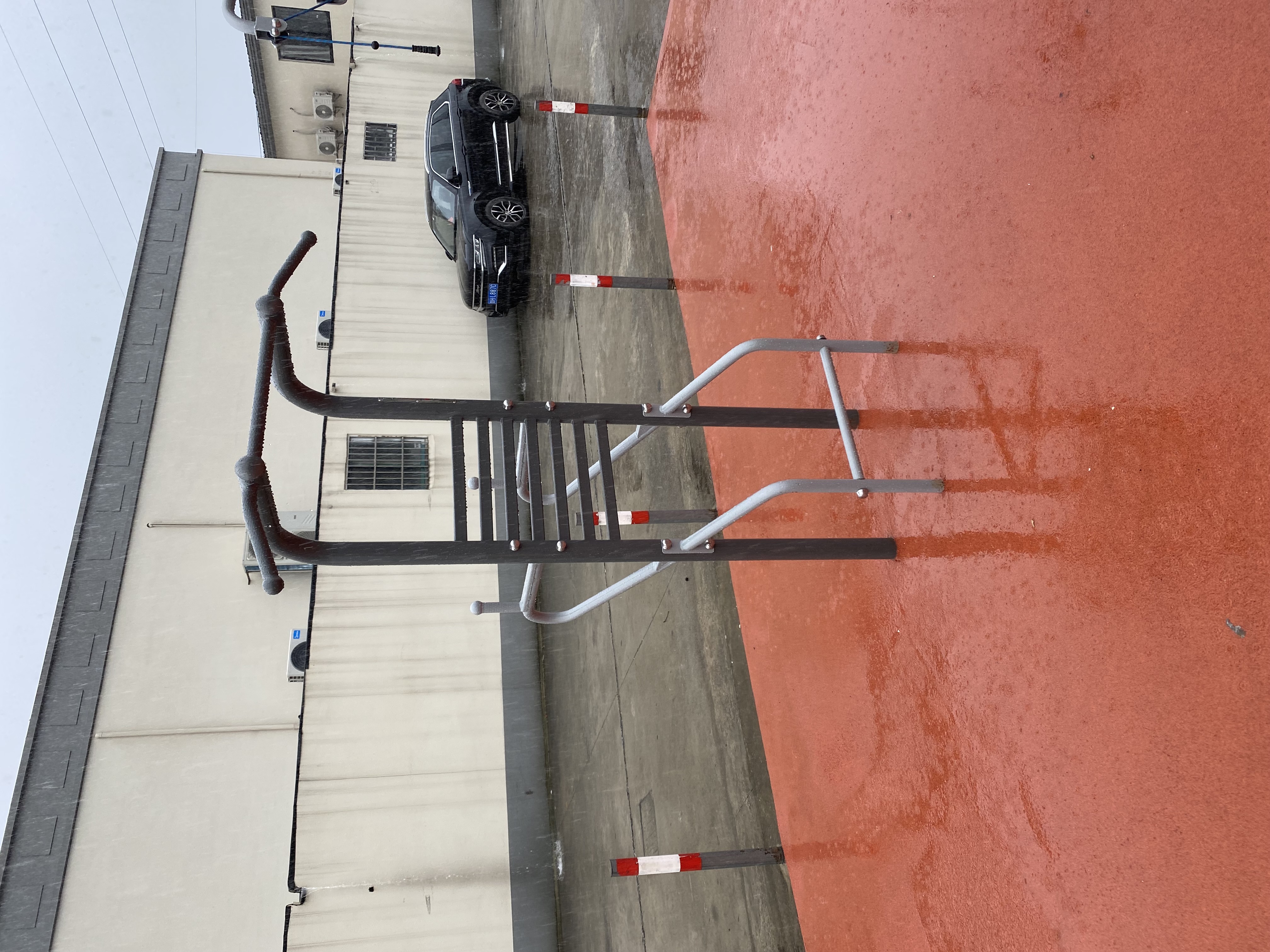 多功能訓練器 多功能訓練器