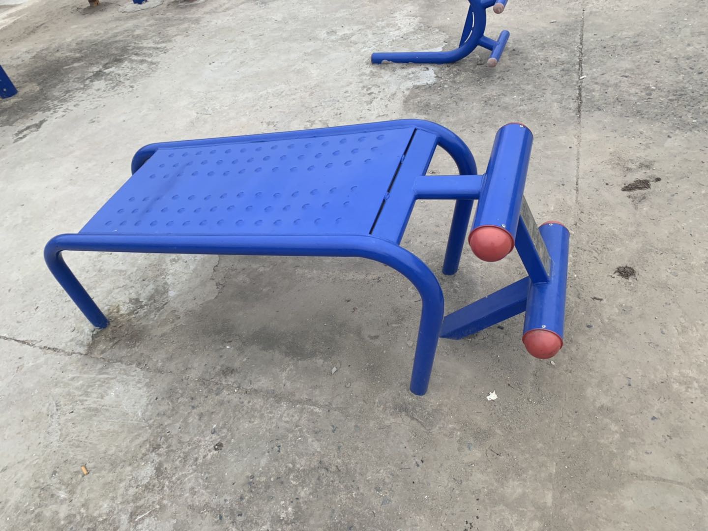 仰臥起坐板 仰臥起坐板