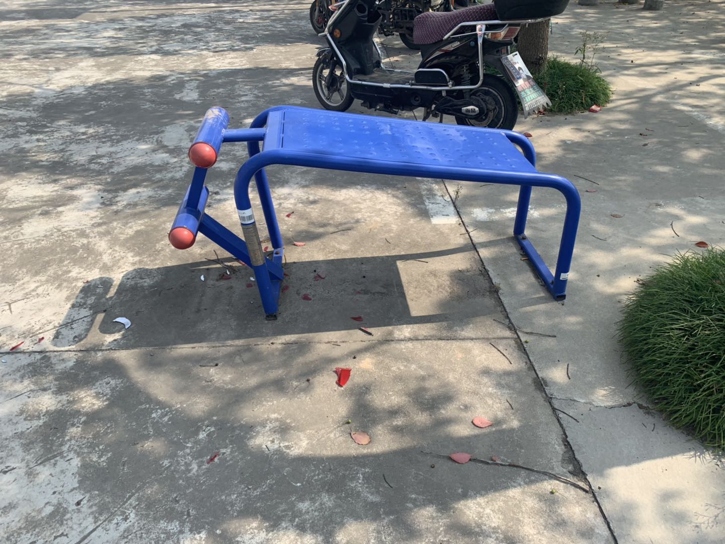 仰臥起坐板 仰臥起坐板