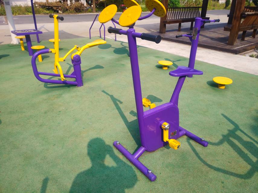 雙位健身車 雙位健身車