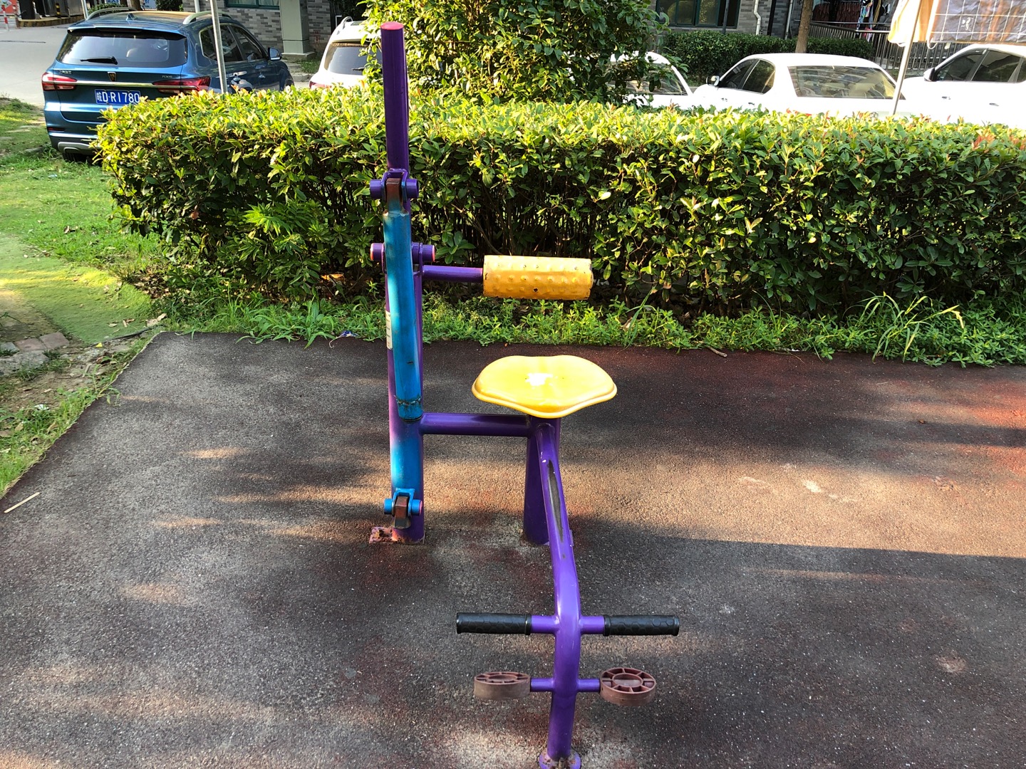 腹背鍛煉器 腹背鍛煉器