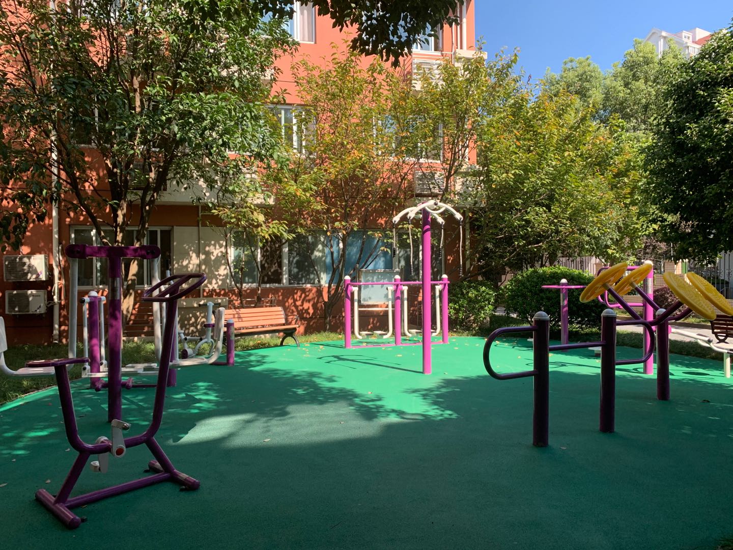 新虹敬老院B健身苑點 新虹敬老院B健身苑點