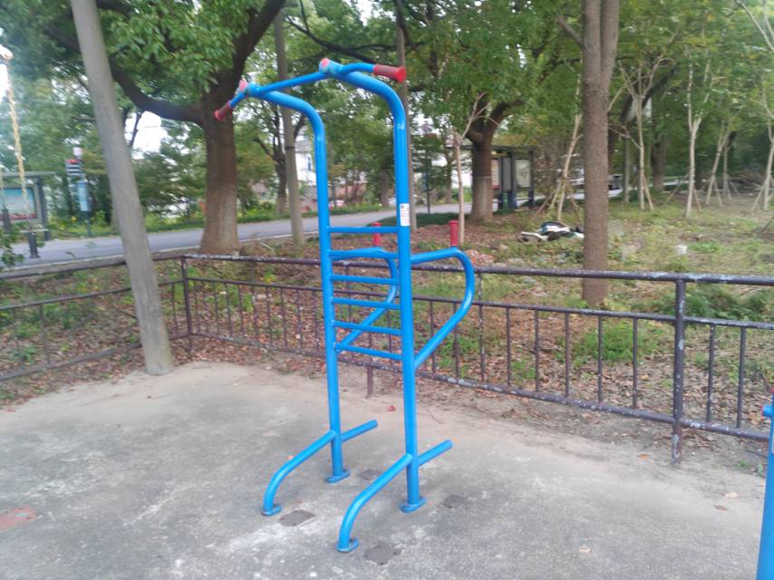 多功能訓(xùn)練器 多功能訓(xùn)練器