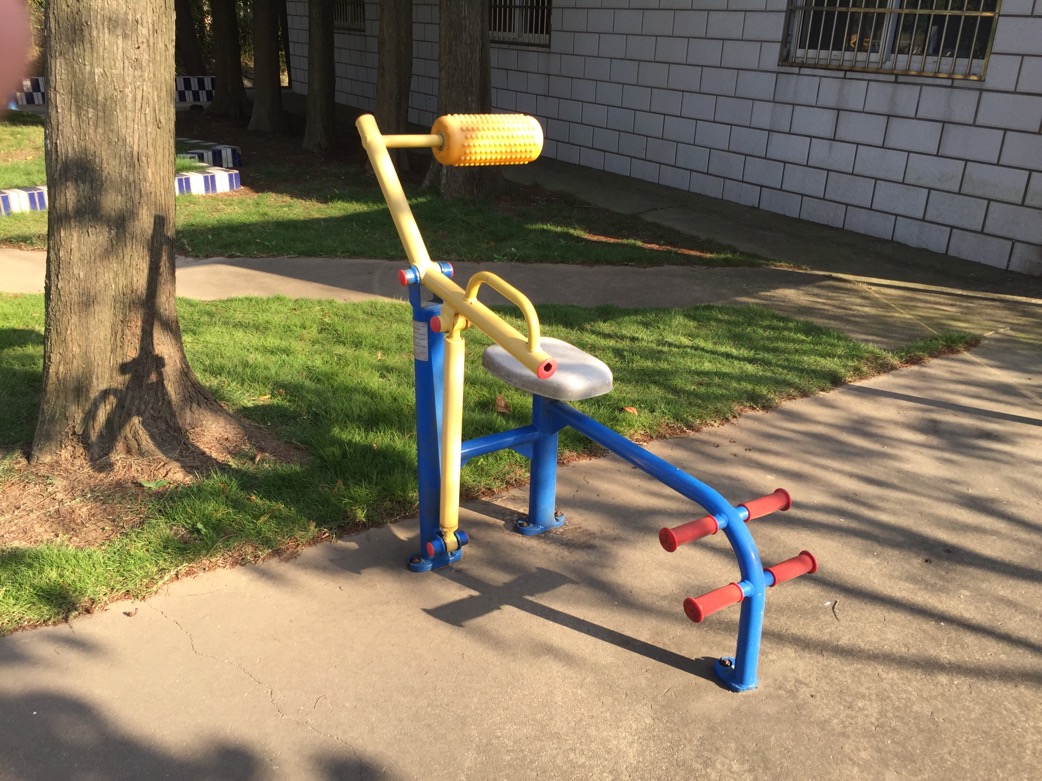 腹背鍛煉器 腹背鍛煉器