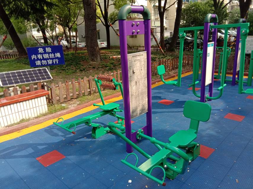 腹背屈伸/劃船訓練器 腹背屈伸/劃船訓練器