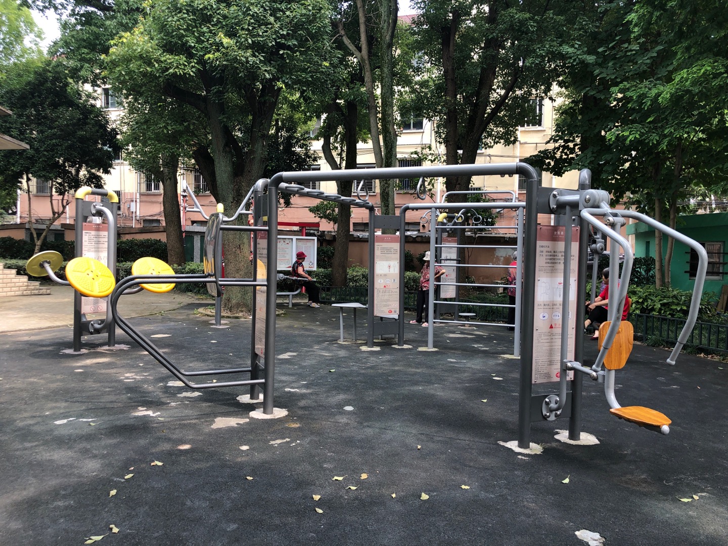 解放二居市民益智健身點2 解放二居市民益智健身點2