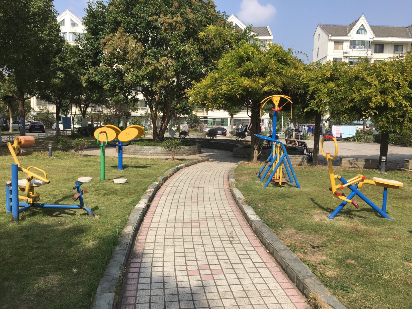 慶南居委健身點1