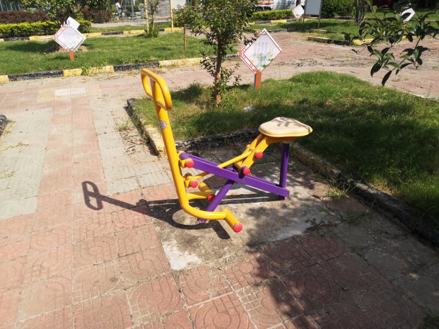 騎馬機(jī) 騎馬機(jī)