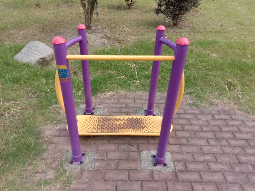 晃板健身器 晃板健身器