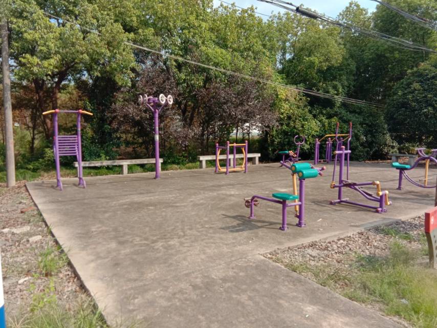 南楊村老年活動(dòng)室健身點(diǎn)