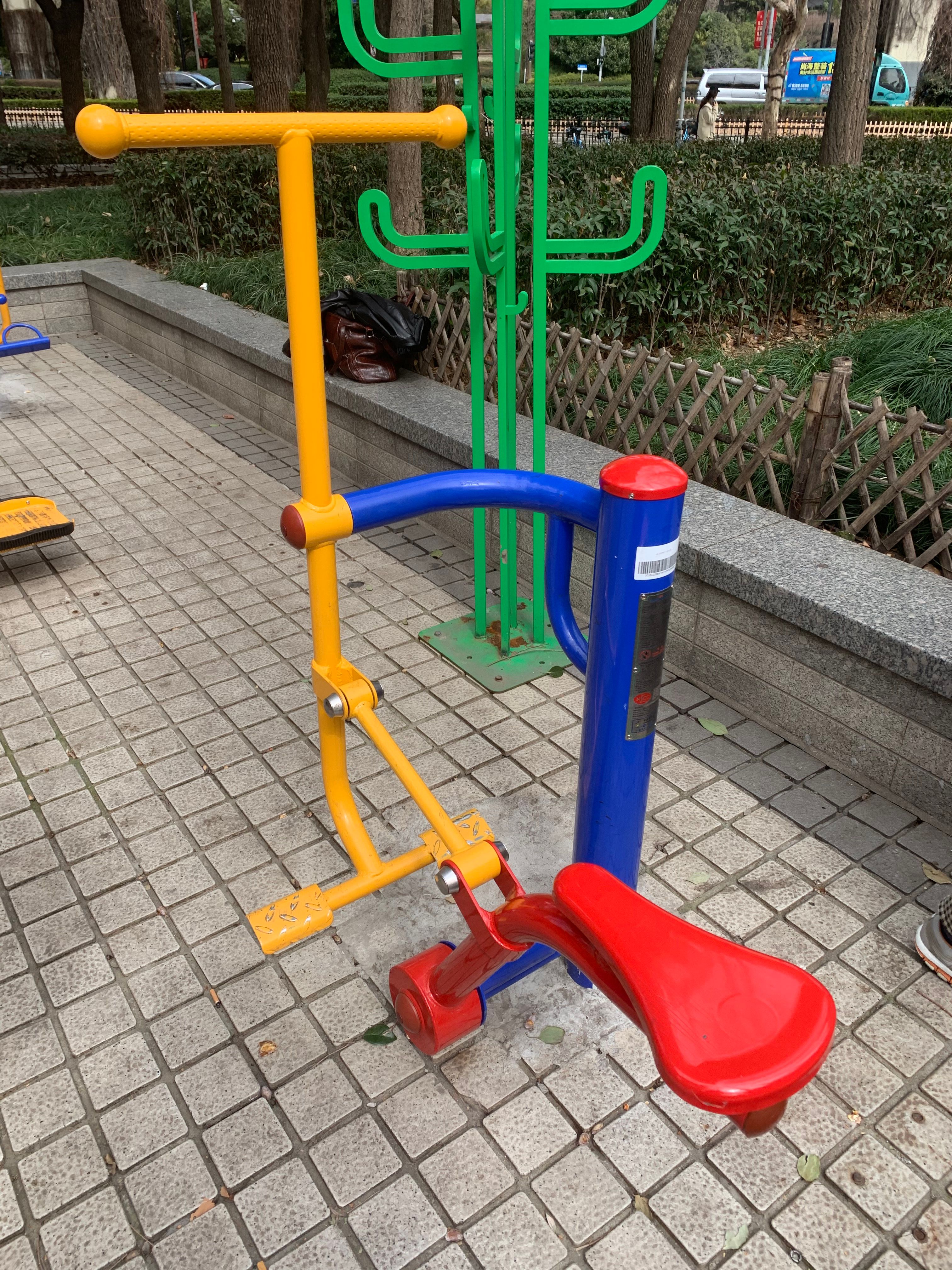 腰力訓(xùn)練器