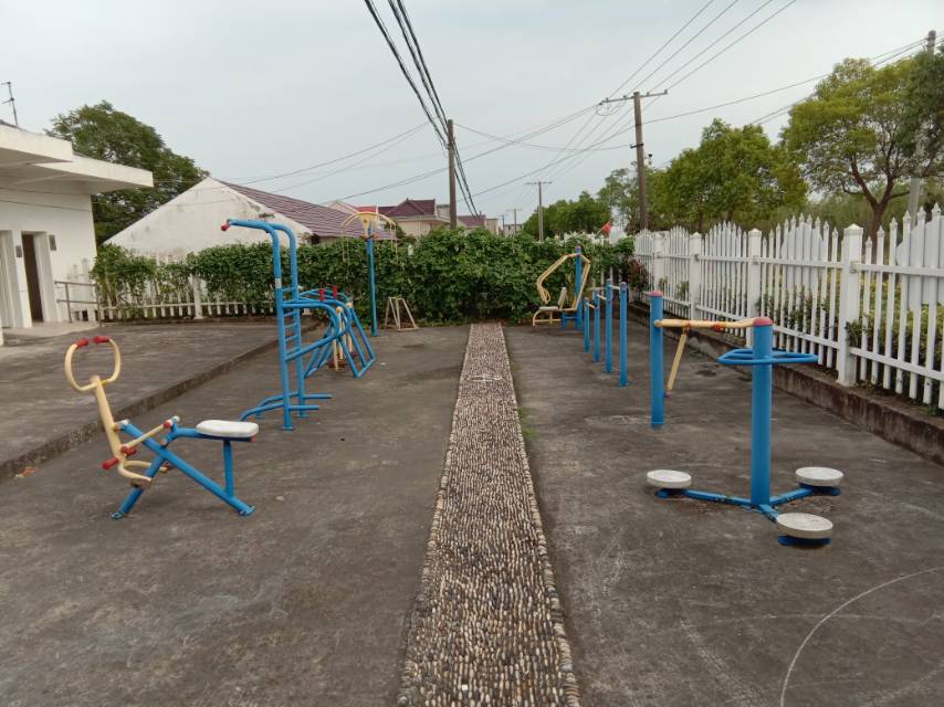 豎新鎮(zhèn)新征村健身點