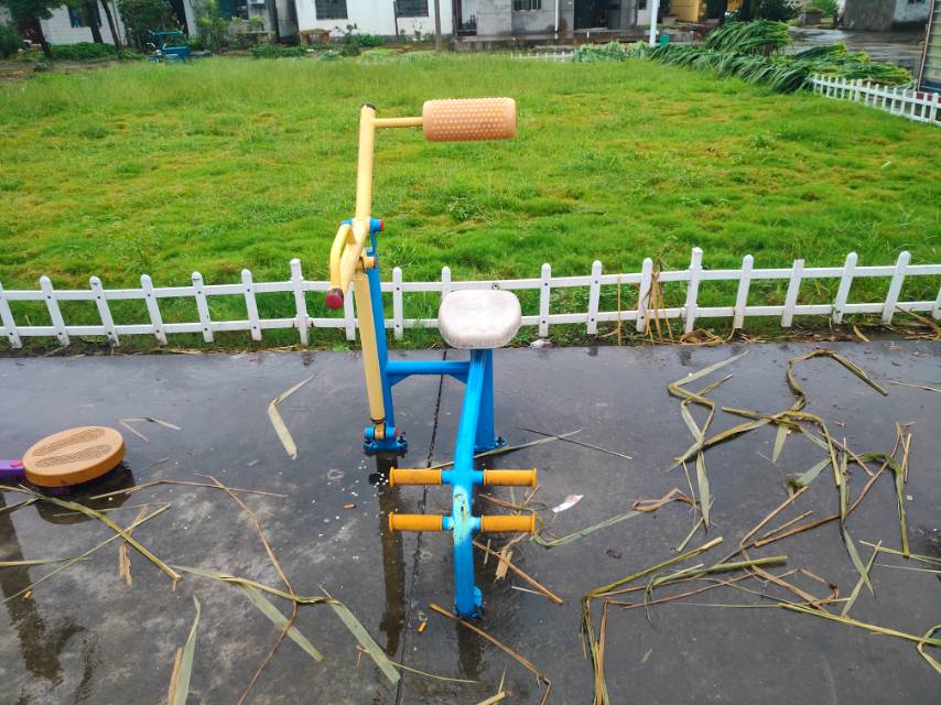 腹背鍛煉器 腹背鍛煉器