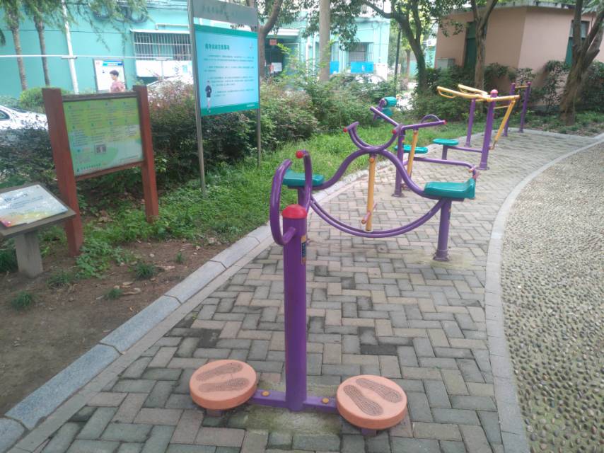 通河一村第二健身點(diǎn)