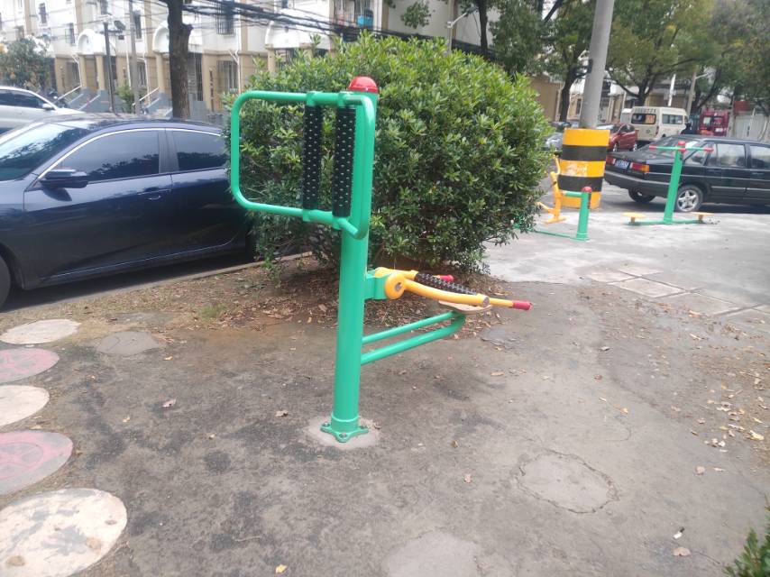 坐式腰背按摩器