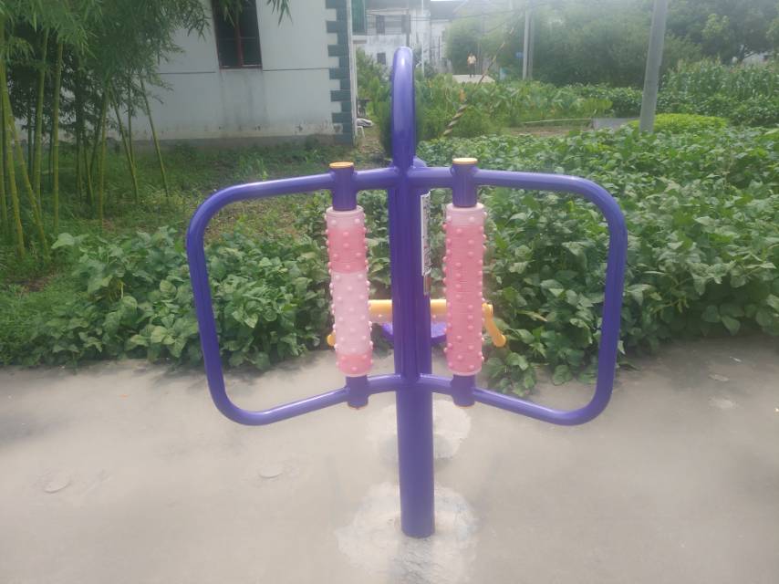 腰背按摩器 腰背按摩器