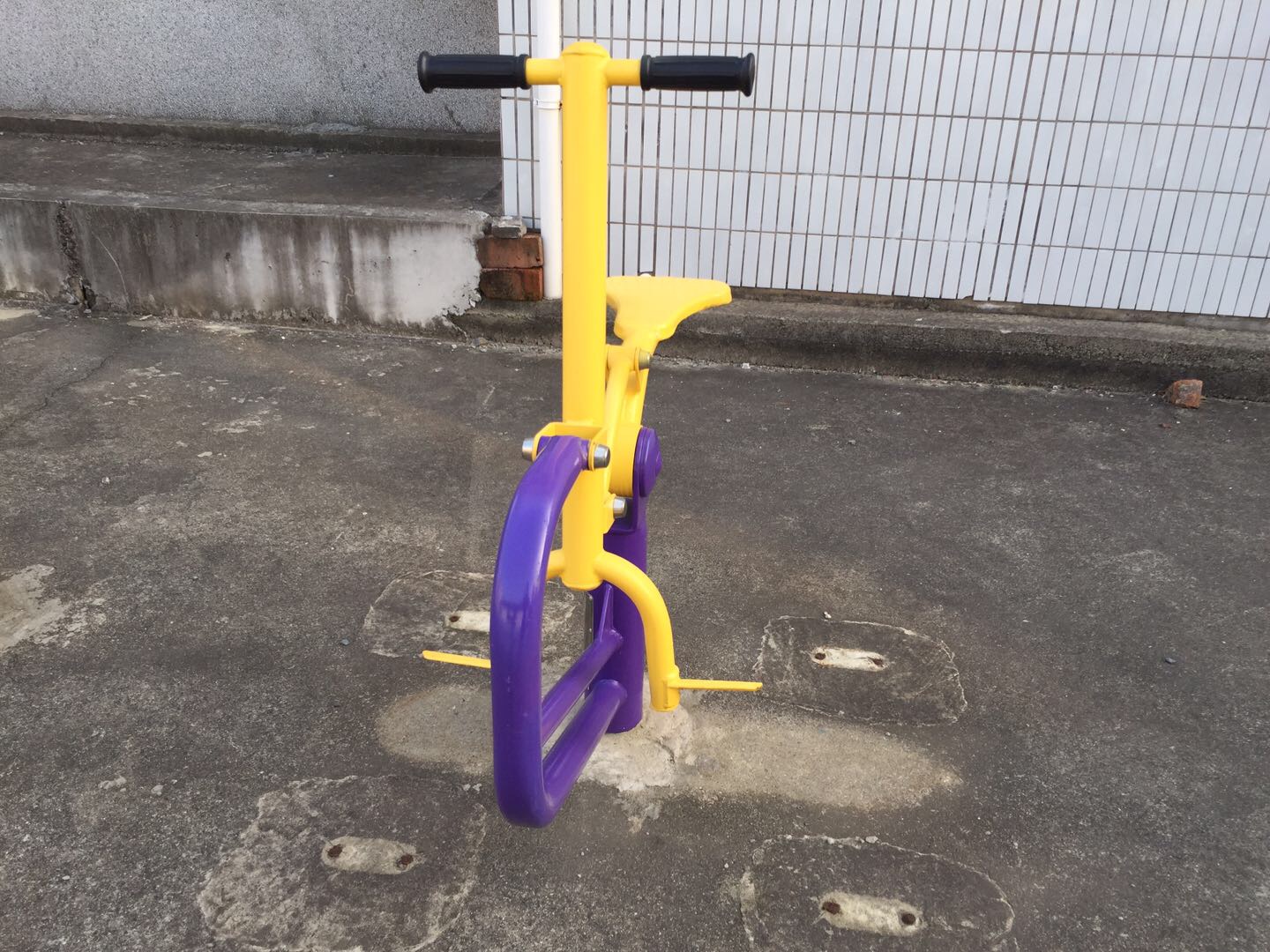 健騎機(jī) 健騎機(jī)