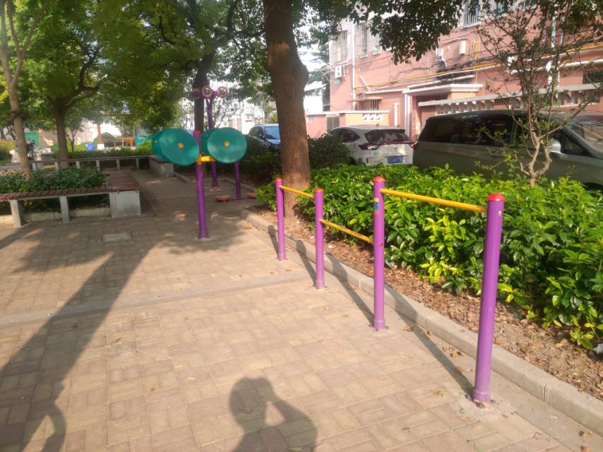 泗塘二村振興居委健身點(diǎn)