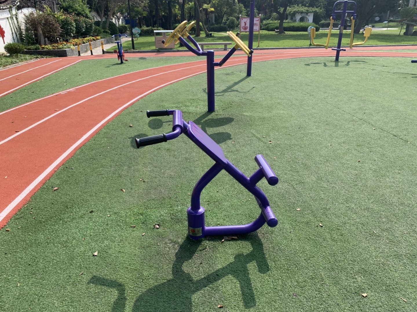 背肌訓(xùn)練器 背肌訓(xùn)練器