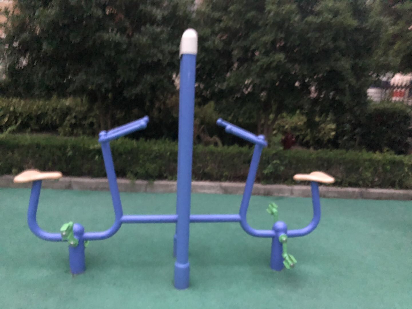 雙立柱健身車(chē) 雙立柱健身車(chē)