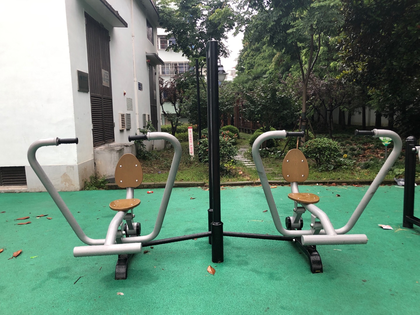 自重式劃船訓(xùn)練器 自重式劃船訓(xùn)練器