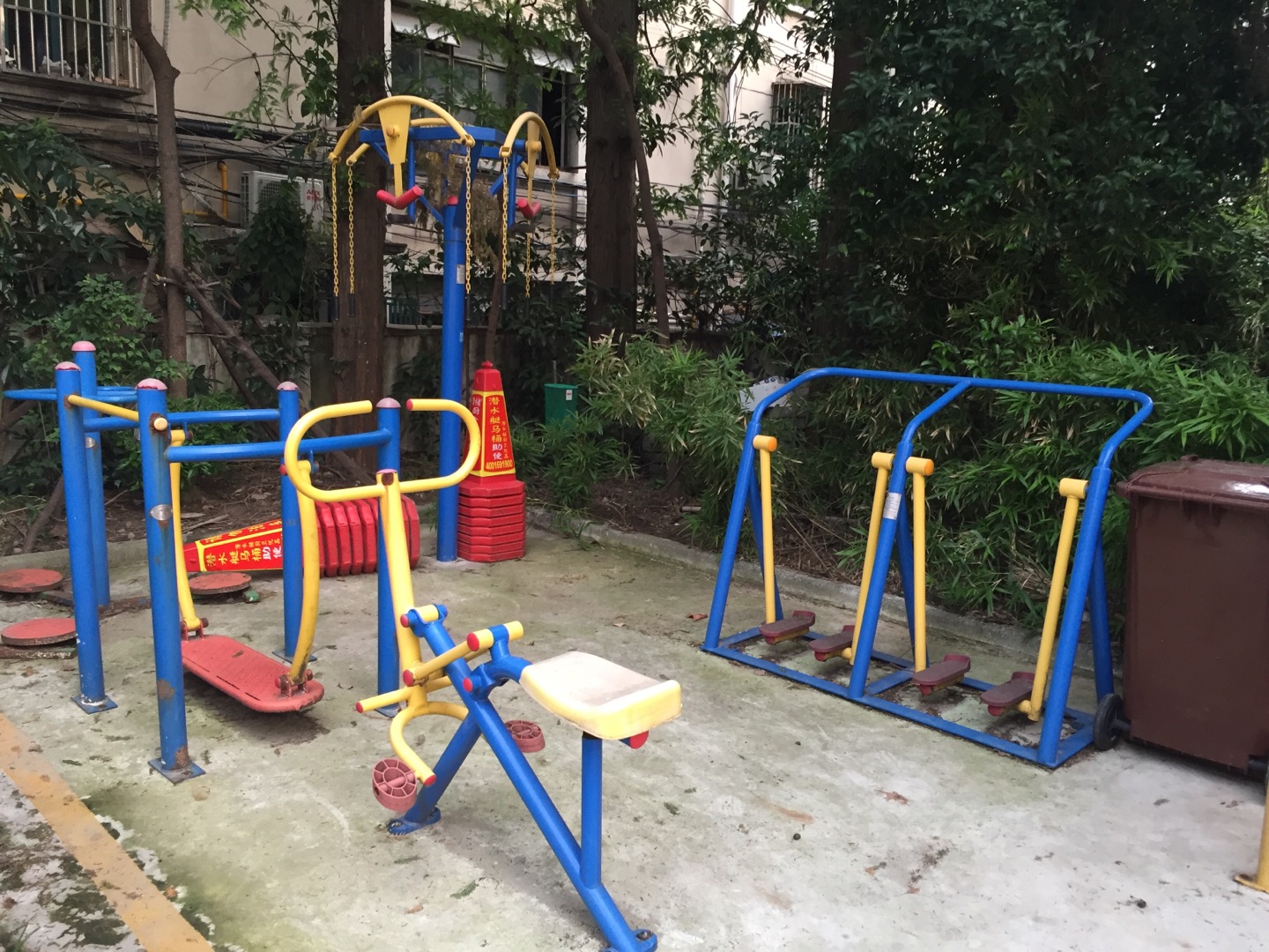 民主街368弄健身點(diǎn)