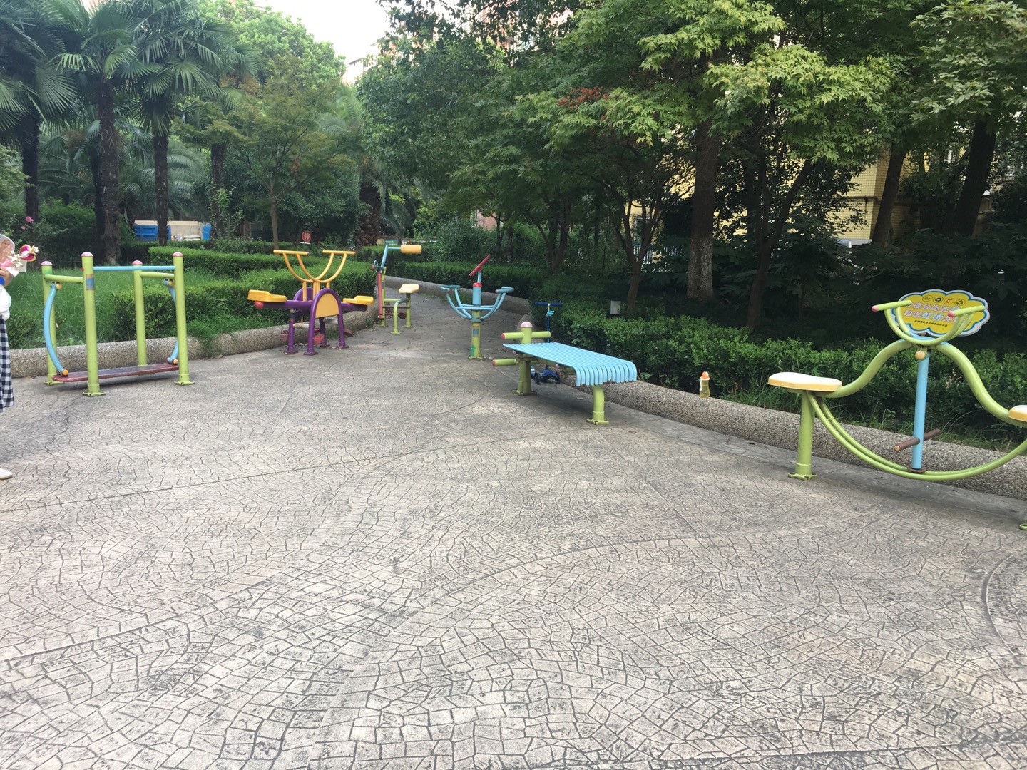 虹華苑流晶逸彩健身苑點(diǎn)B