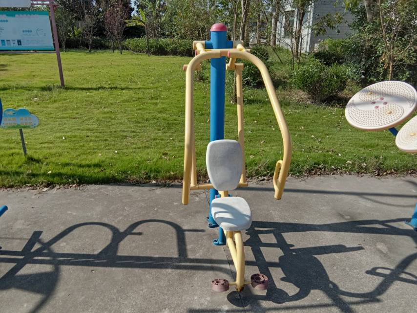 自重推胸器 自重推胸器