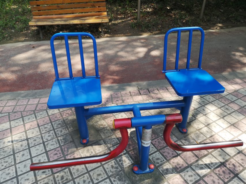 下肢訓(xùn)練器