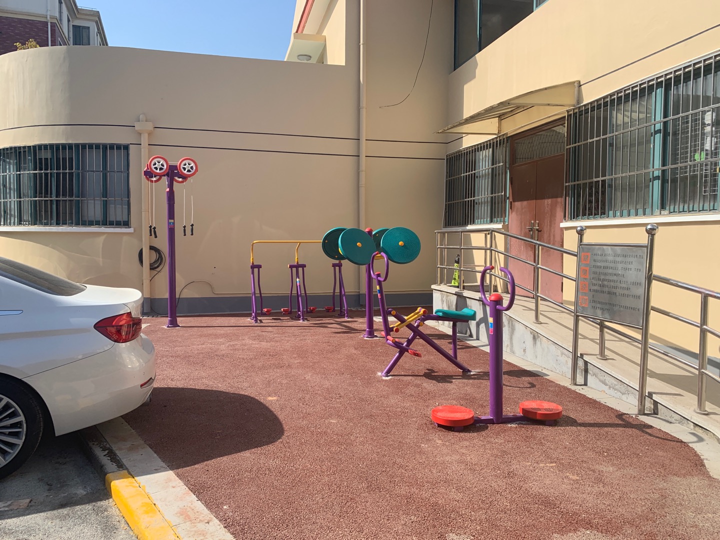 銀橋花苑健身點