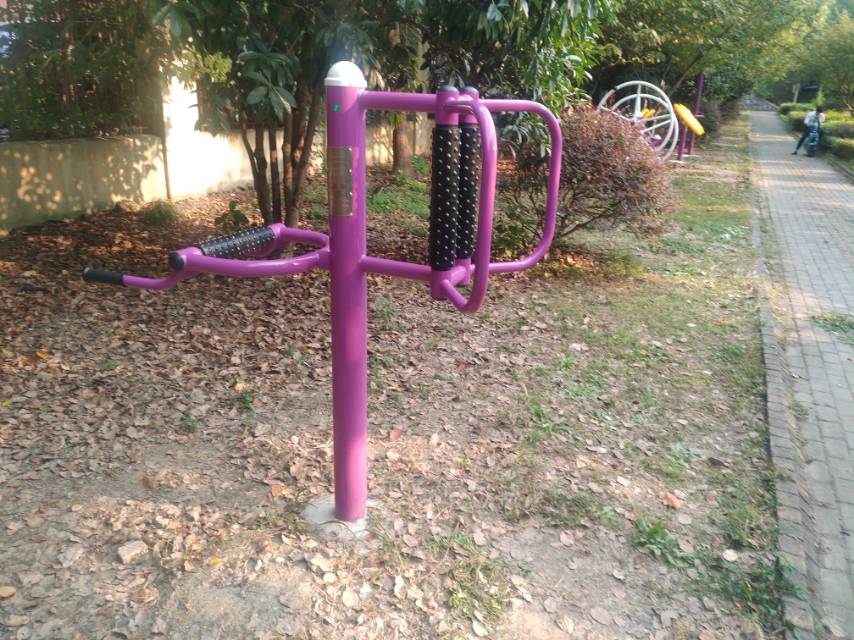 腰背按摩器 腰背按摩器