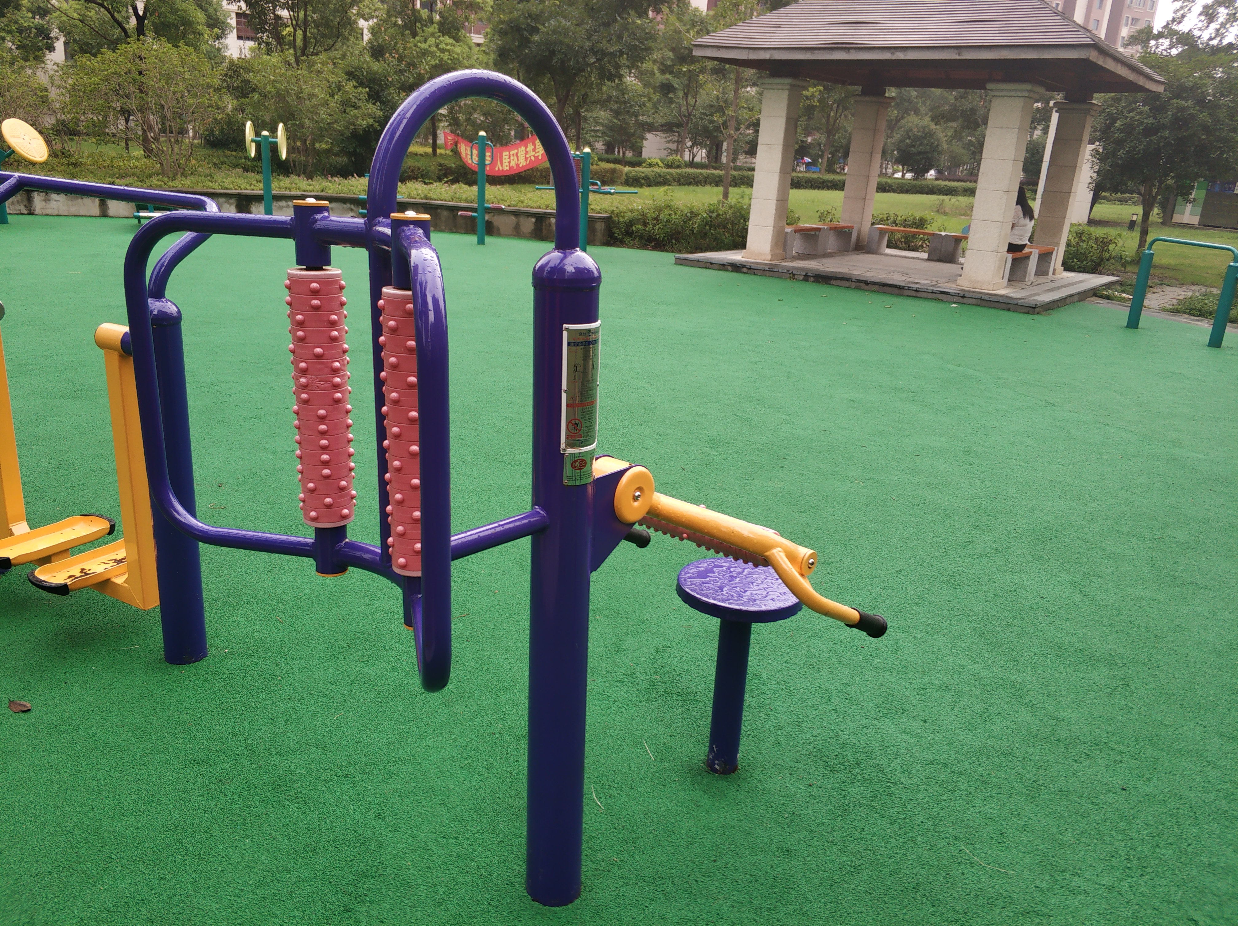 腰背按摩器 腰背按摩器