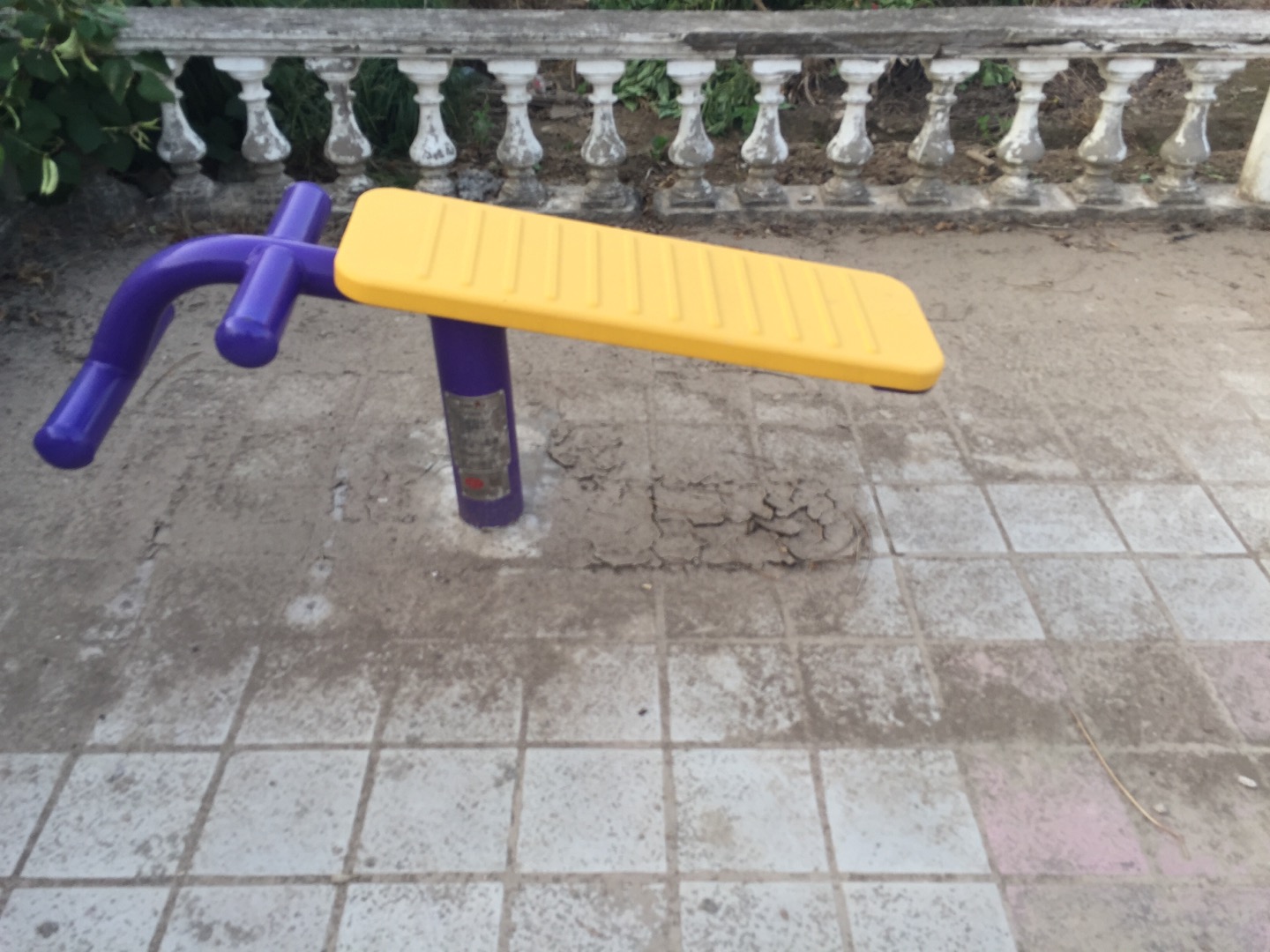 單人腹肌架 單人腹肌架