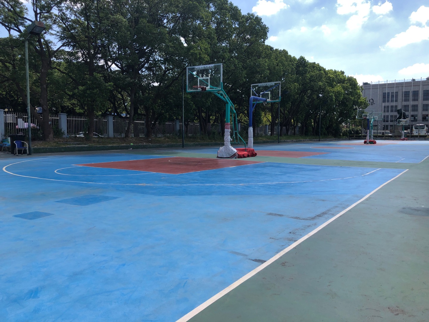 金山區(qū)社會(huì)體育管理中心市民籃球場(chǎng) 金山區(qū)社會(huì)體育管理中心市民籃球場(chǎng)