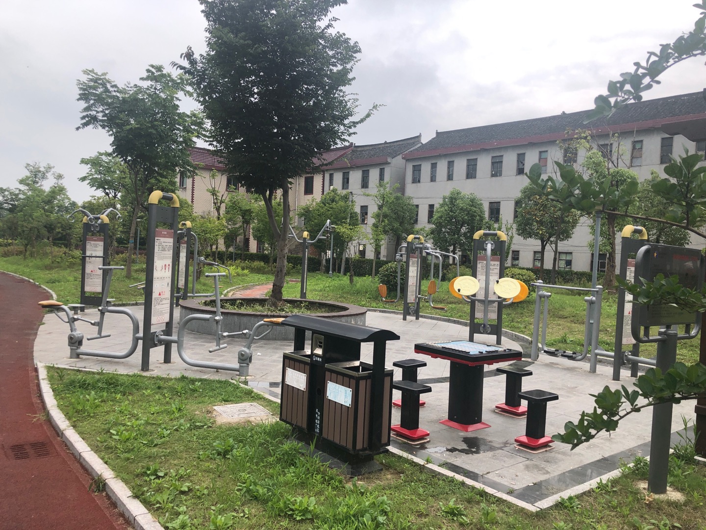 沈陸村市民益智健身點 沈陸村市民益智健身點