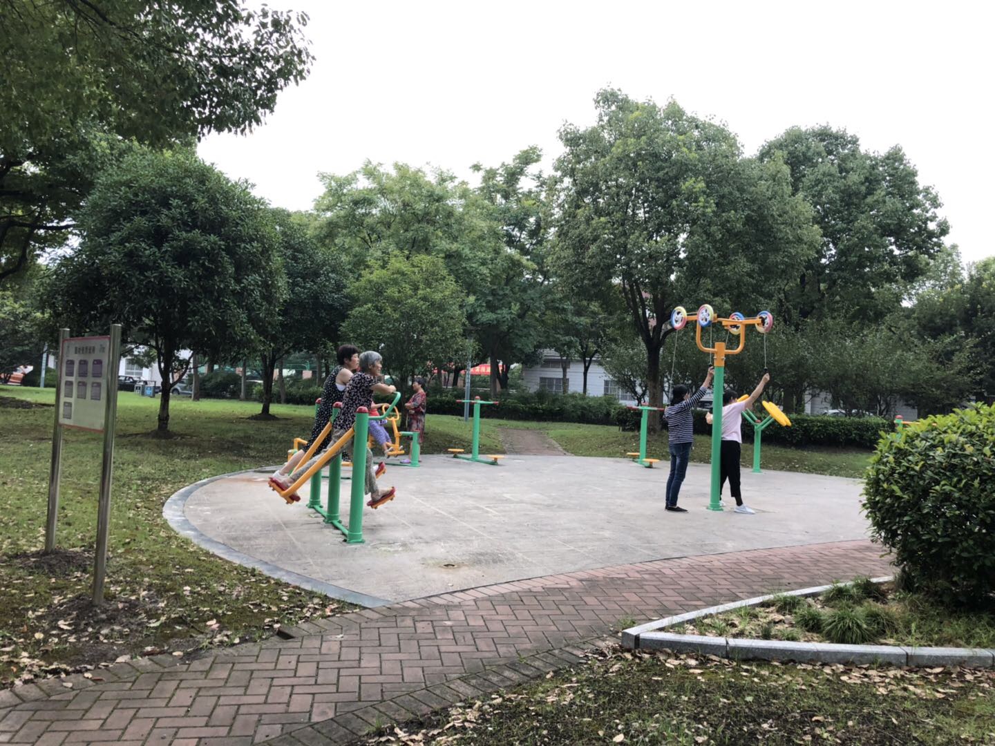 敬南居委D健身苑點(diǎn)