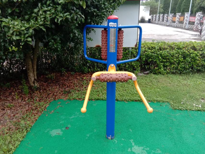 腰背按摩器 腰背按摩器