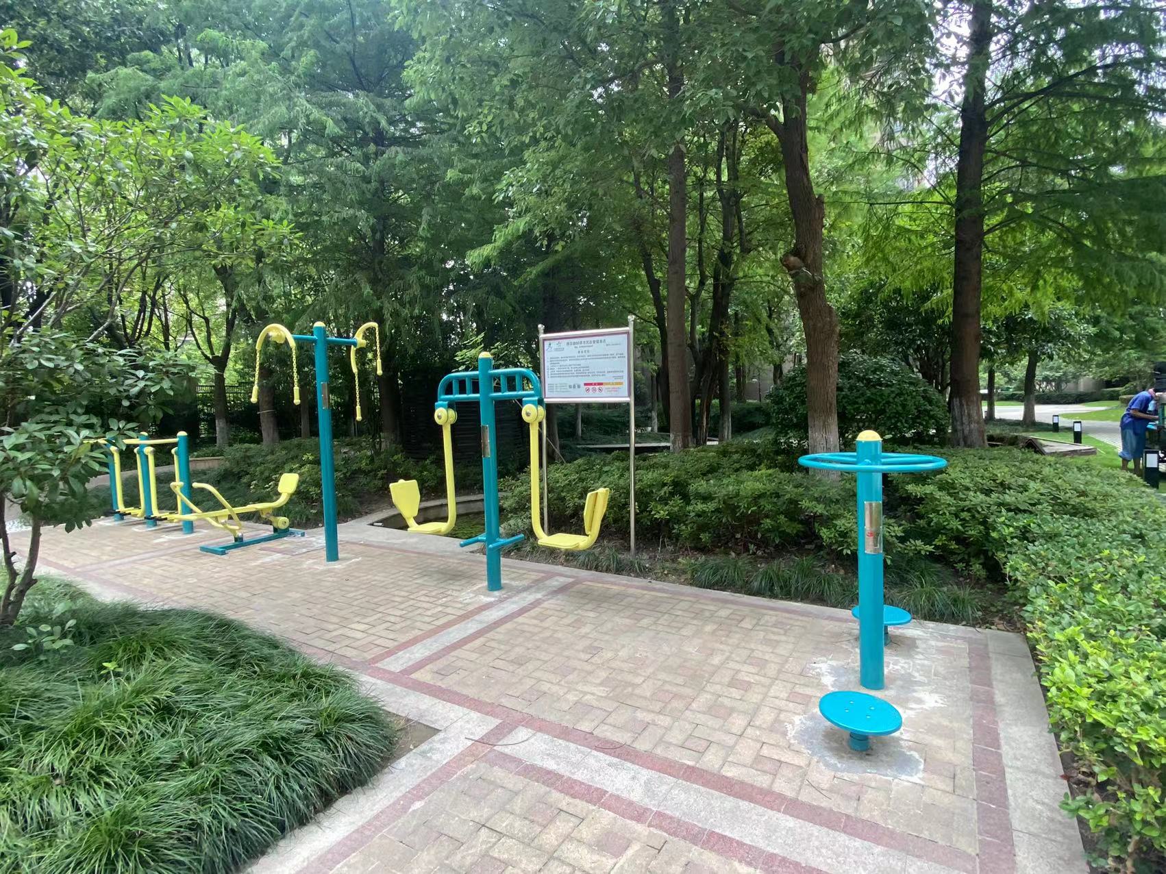 德華路80弄市民益智健身點(diǎn) 德華路80弄市民益智健身點(diǎn)