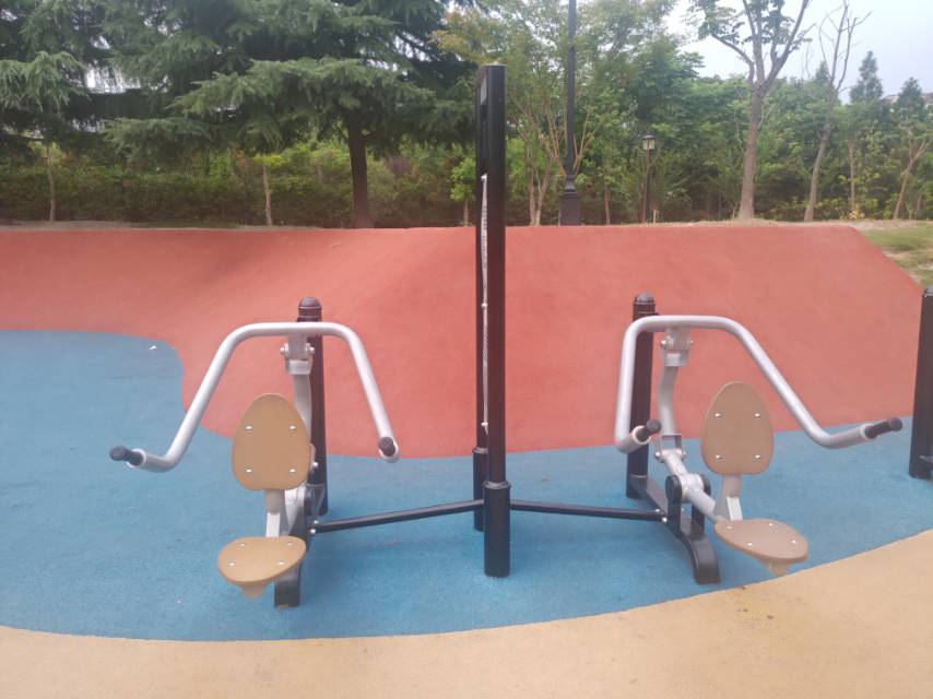 自重式下壓訓練器 自重式下壓訓練器