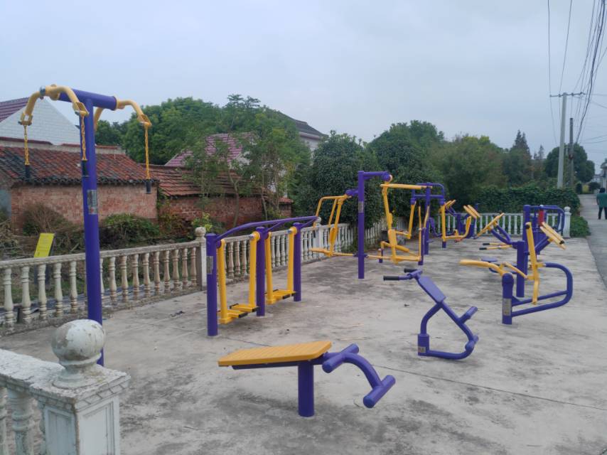 建設(shè)鎮(zhèn)建設(shè)村東平7隊健身點