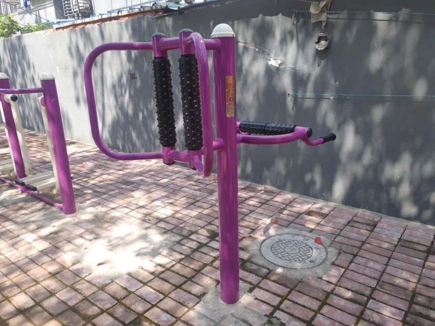 腰背按摩器 腰背按摩器