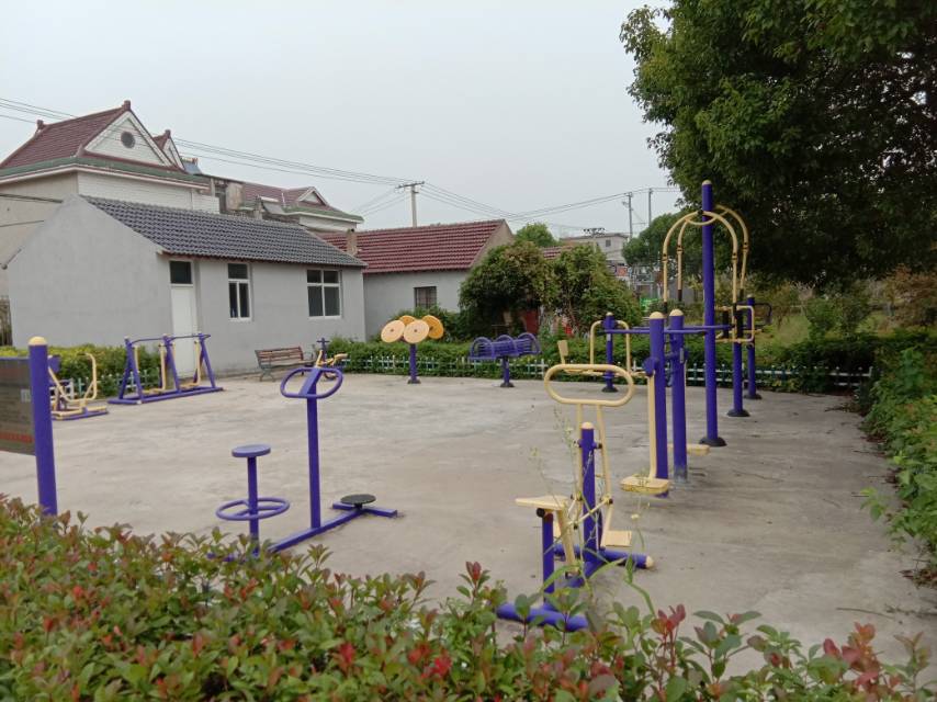 堡鎮(zhèn)四滧村10隊(duì)健身點(diǎn)