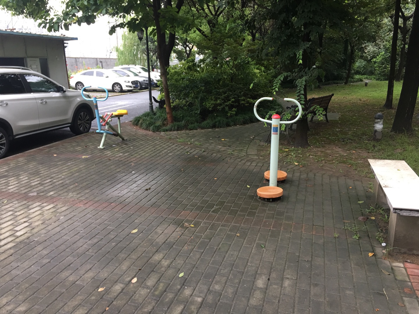 鼎秀社區(qū)健身苑點(diǎn)（2）