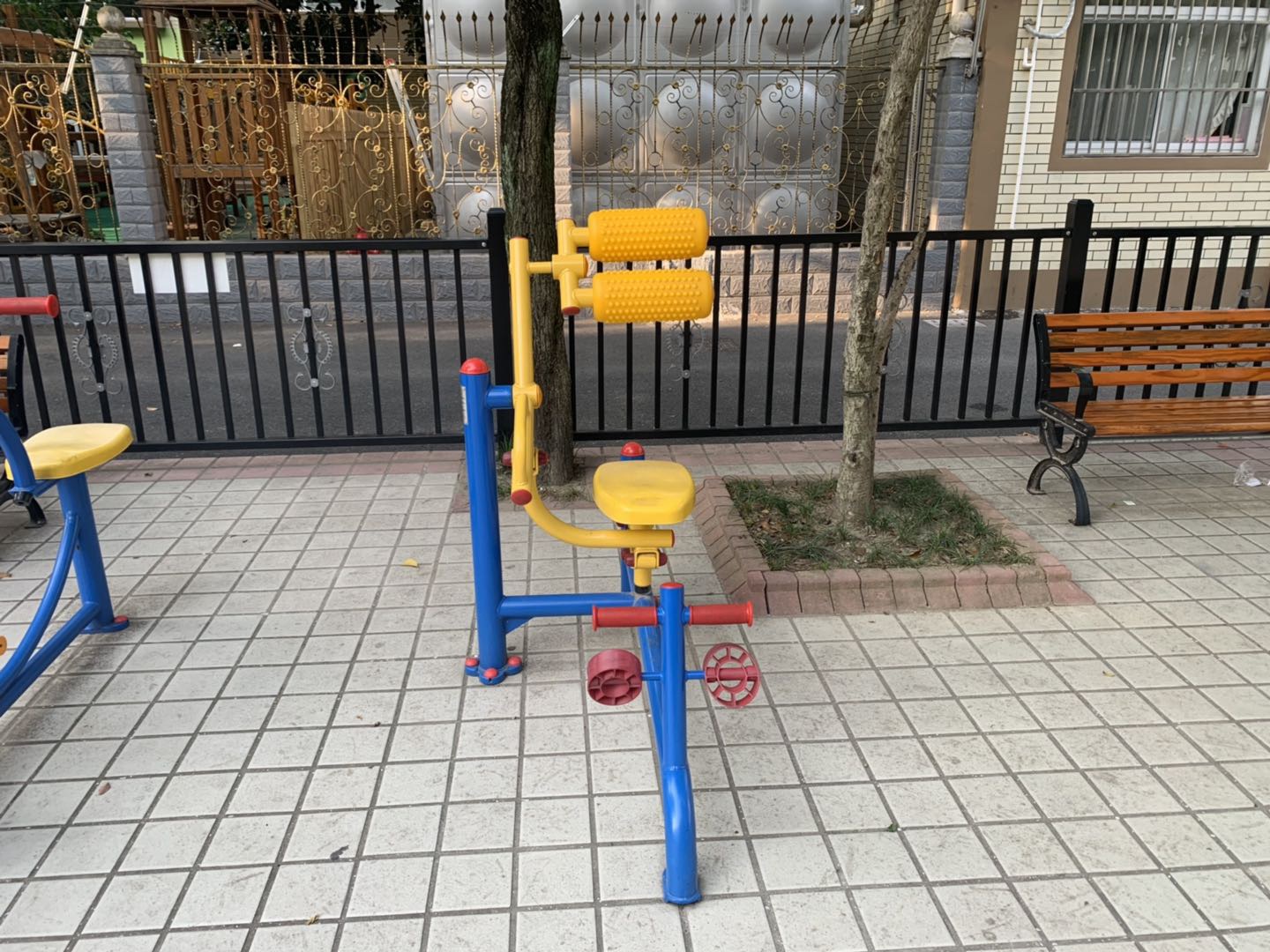 自重腹背鍛煉器 自重腹背鍛煉器