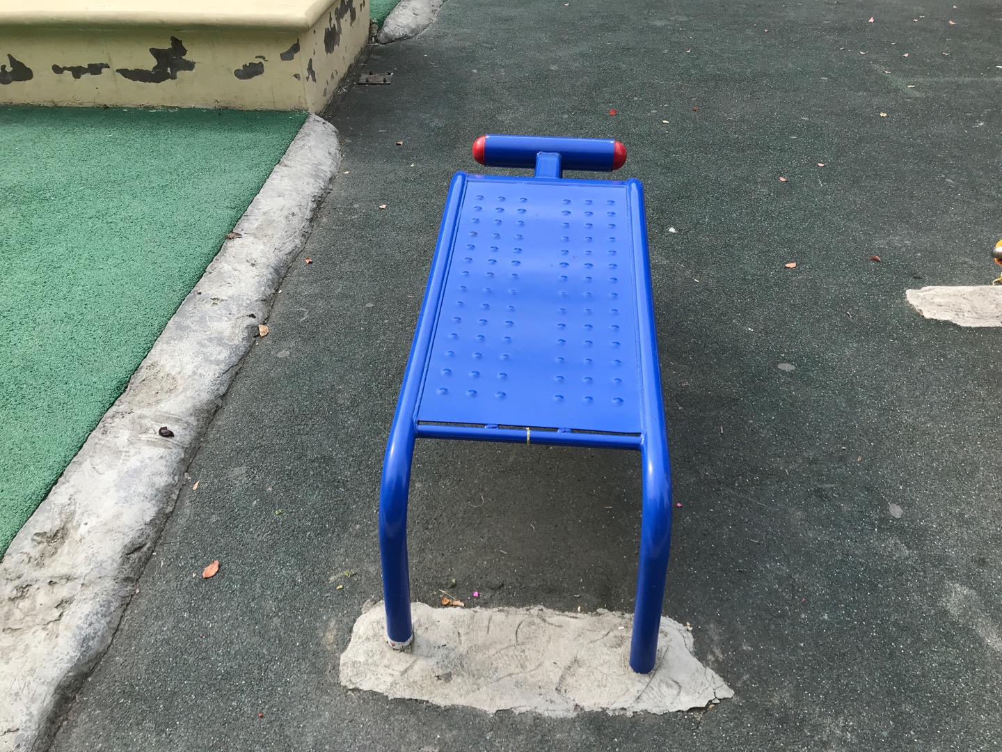 仰臥起坐板 仰臥起坐板