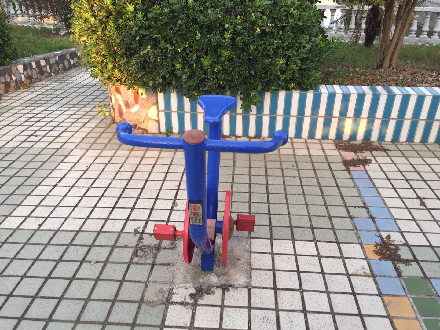 直立健身車(chē) 直立健身車(chē)