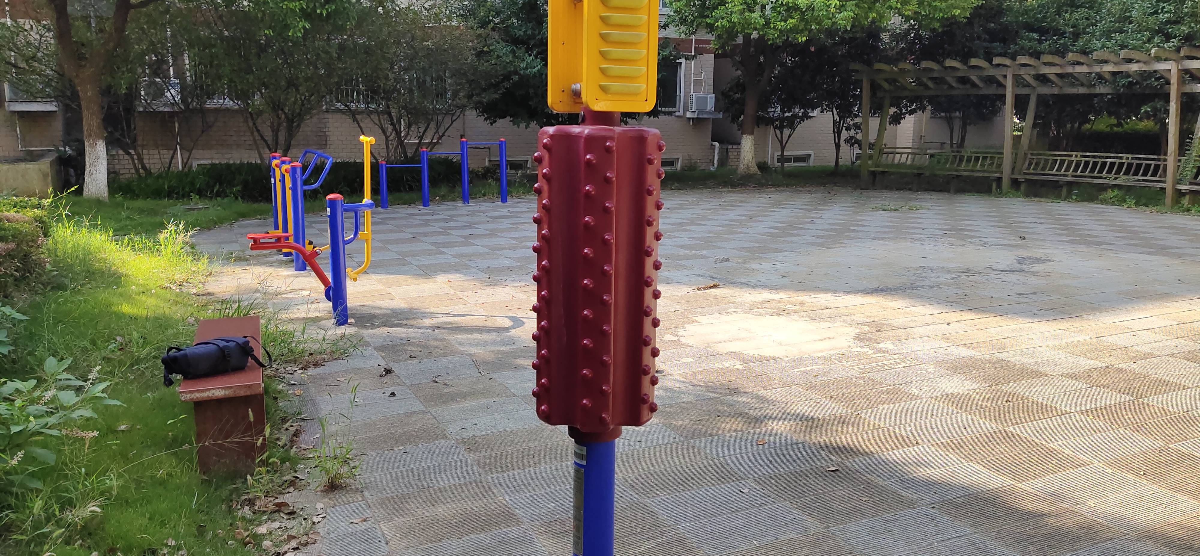 肩梯/背部按摩器 肩梯/背部按摩器