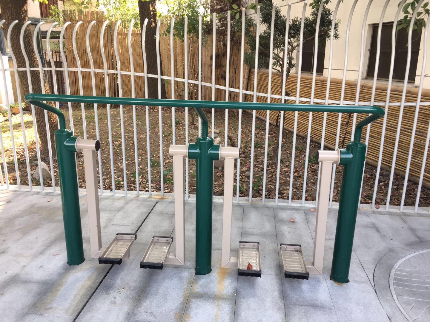 雙位漫步機(jī) 雙位漫步機(jī)