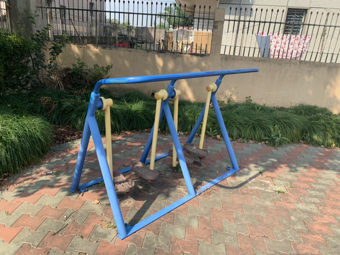 漫步器(雙) 漫步器(雙)