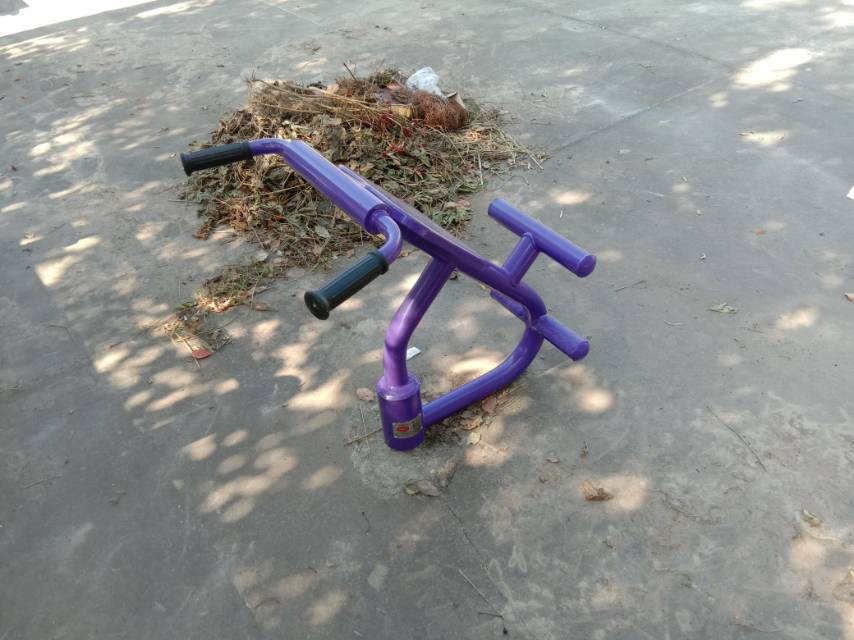 背肌訓(xùn)練器 背肌訓(xùn)練器